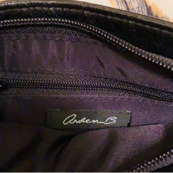 Arden B small houndstooth leather wristlet - Picture 2 of 3